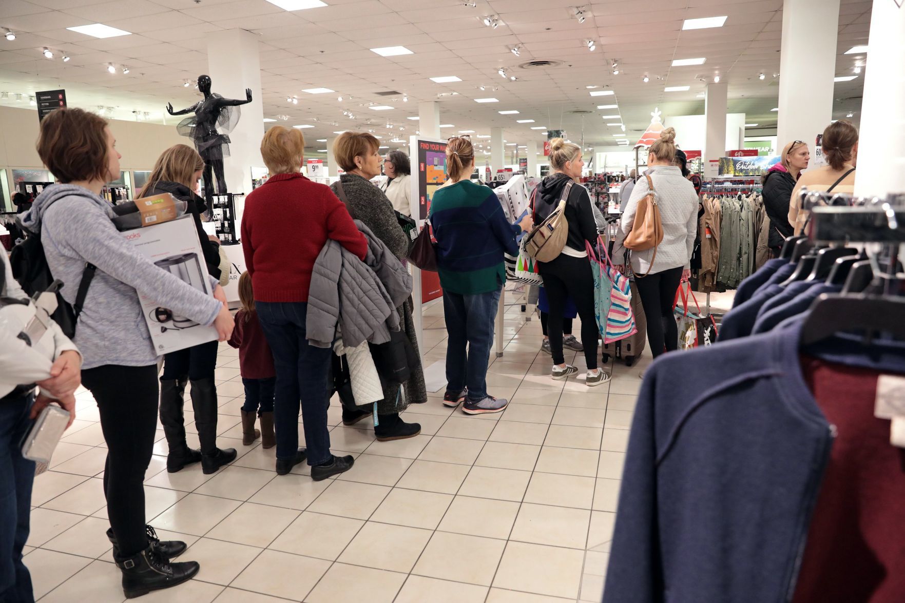 Shoppers search for Black Friday bargains around St. Louis